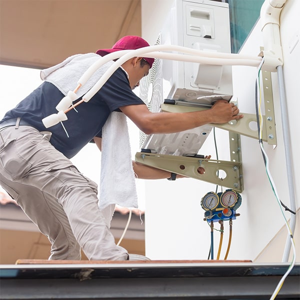 la instalación de aire acondicionado puede variar dependiendo de las regulaciones del edificio y la disposición del espacio